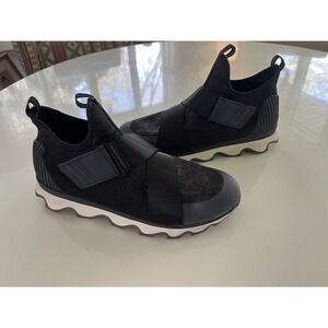 Sorel Kinetic Sneak‎ Black Shoes Hook & Loop Sneakers Slip On Women's Size 10.5